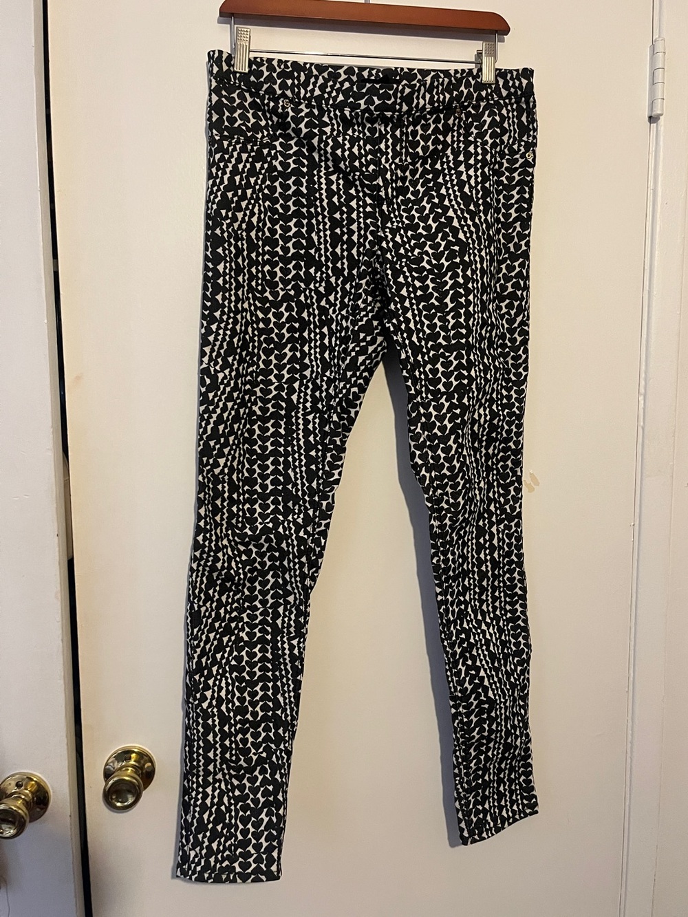 H&M Black & White Heart Print Skirt